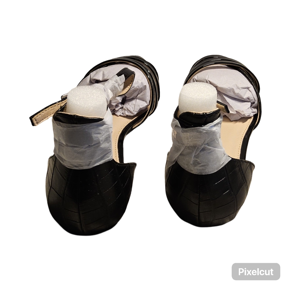 NWOT Size 7.5 Black Flats with Ankle Strap $ pointed Toe - Picture 3 of 7